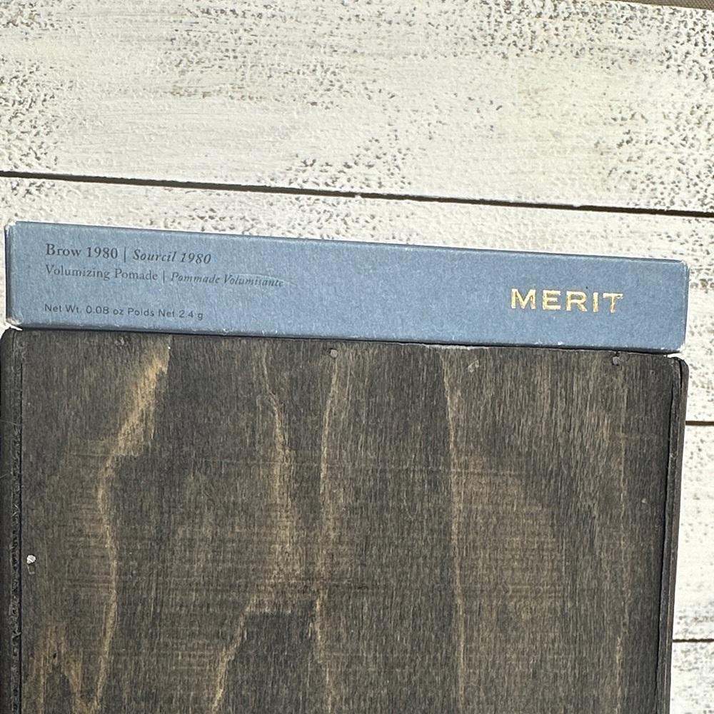 MERIT Brow 1980 Volumizing Pomade - minimalist beauty - Picture 1 of 9